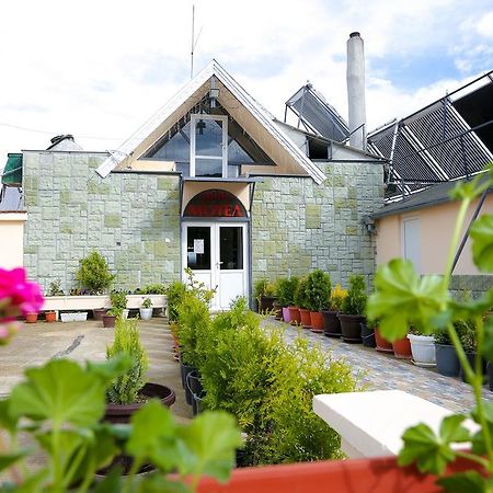 Hostel Shatrata Bogomilovo Eksteriør billede