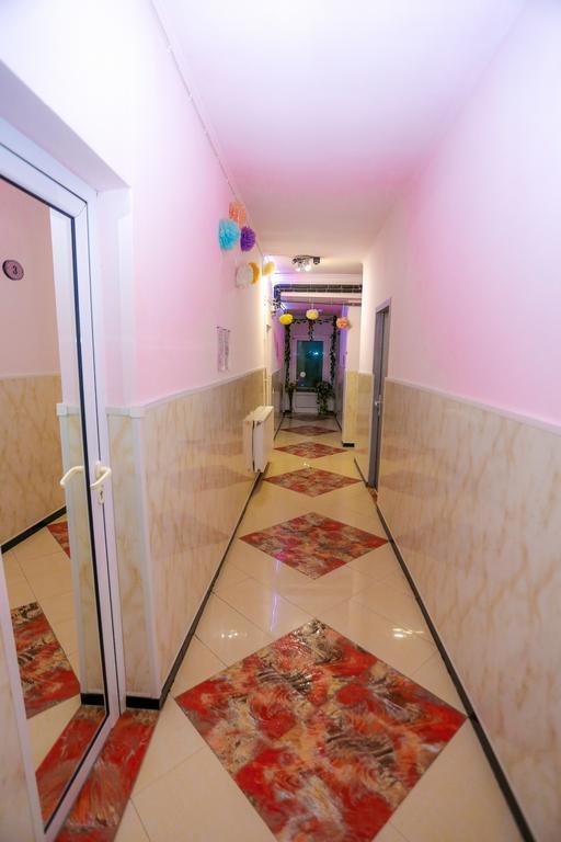 Hostel Shatrata Bogomilovo Eksteriør billede